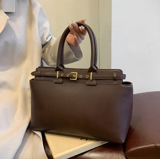 Stylish and Versatile Large-Capacity Polyester Tote Bag for Shoulder or Hand Carry